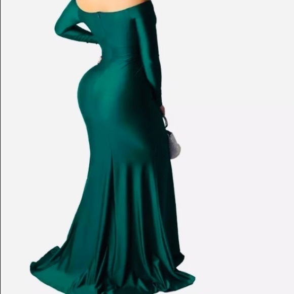 Copy - Mermaid dress off shoulder long sleeves long dress - Picture 2 of 3